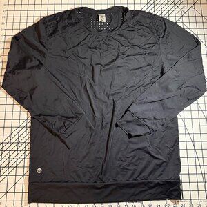 Laser Cut Pullover - Black | Senita Athletics | Medium